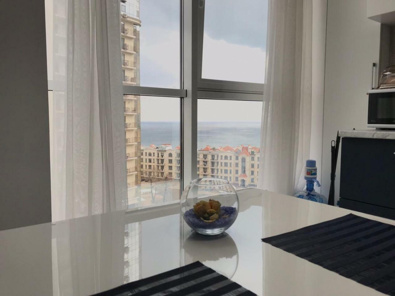 The Den Apartment Odesa Exterior foto